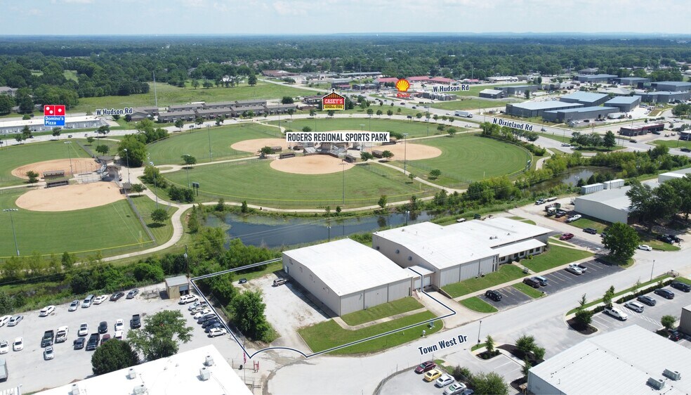 More Photos Of 2003 Town West Dr, Rogers Warehouse For Lease