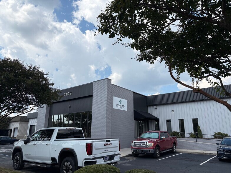 More Photos Of 3054 Leeman Ferry Rd SW, Huntsville Unknown For Lease