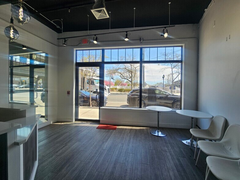 More Photos Of 1800 Great Neck Rd, Copiague Apartments For Lease