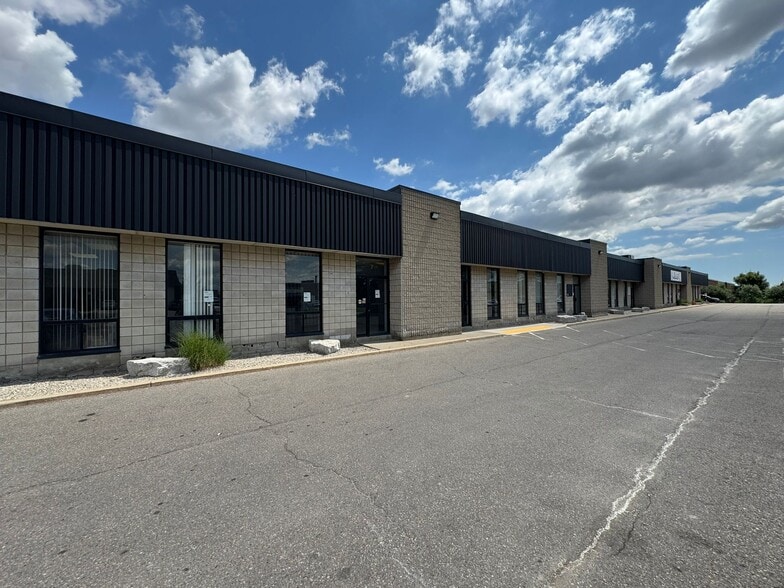 More Photos Of 80 Hale Rd, Brampton Warehouse For Sale