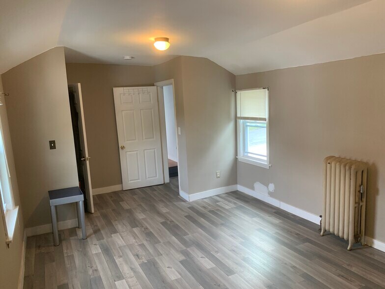 More Photos Of 334 Columbus Ave, Pittsfield Warehouse For Sale