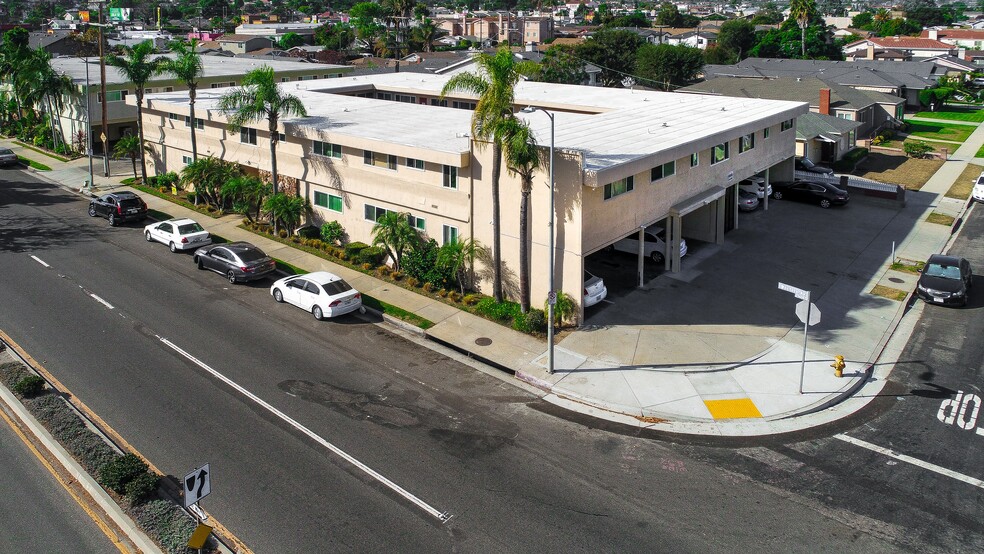 Primary Photo Of 25615 Western ave, Lomita Apartments For Sale