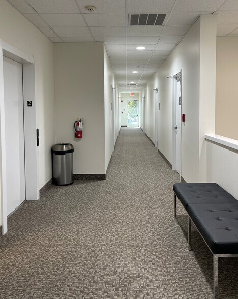 More Photos Of 5940 W Parker Rd, Plano Office For Sale