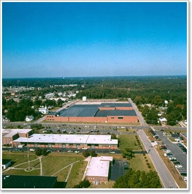 More Photos Of 905 Herring Ave, Wilson Manufacturing For Lease
