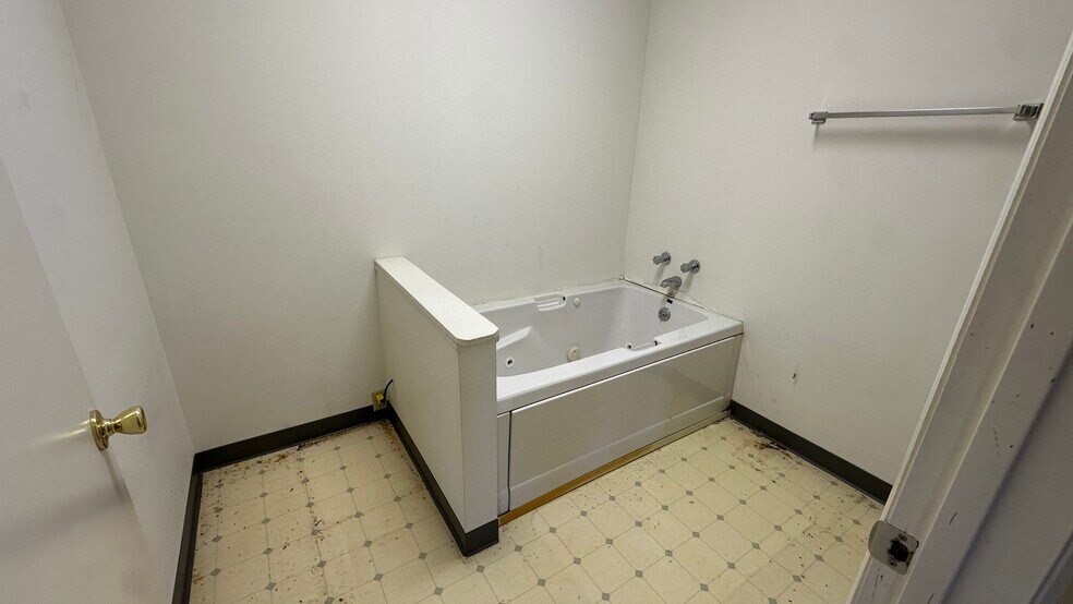More Photos Of 444 Elmwood Ave, Alderson Medical For Sale