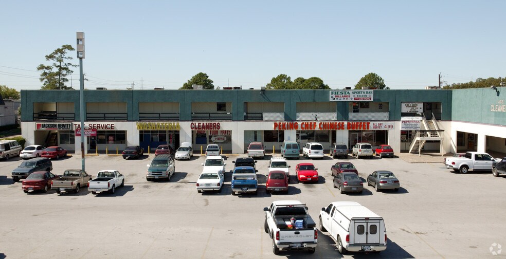 More Photos Of 800 Maxey Rd, Houston Unknown For Lease