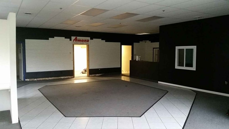 More Photos Of 170 Jefferson Rd, Rochester Freestanding For Lease