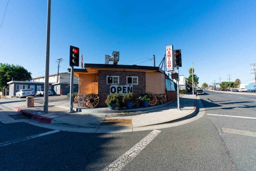 More Photos Of 4610-4612 Manhattan Beach Blvd, Lawndale Warehouse For Sale