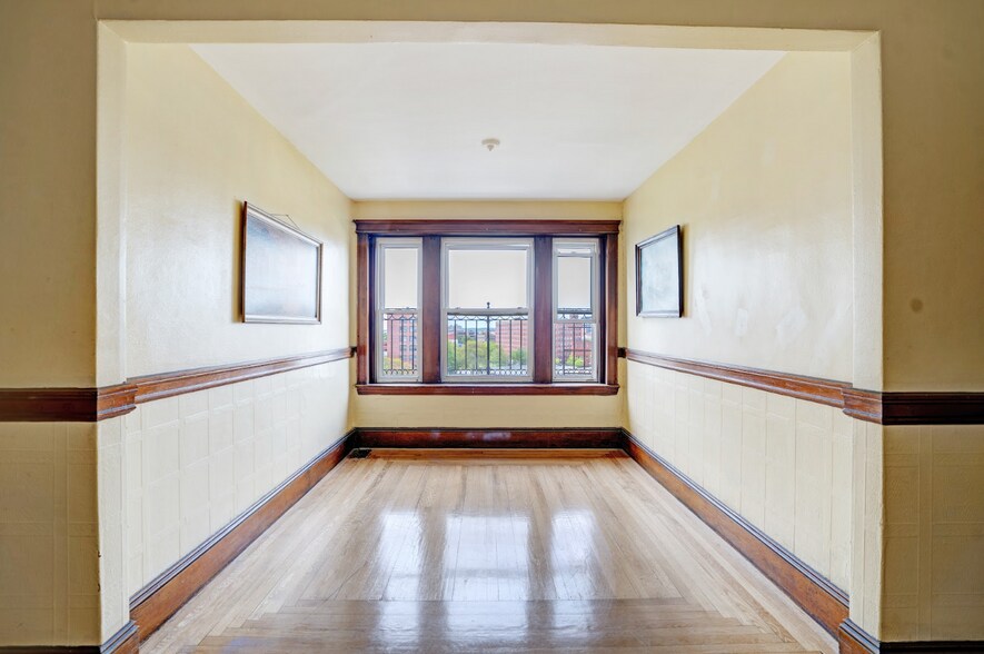 More Photos Of 16 Newhall St, Lynn Apartments For Sale