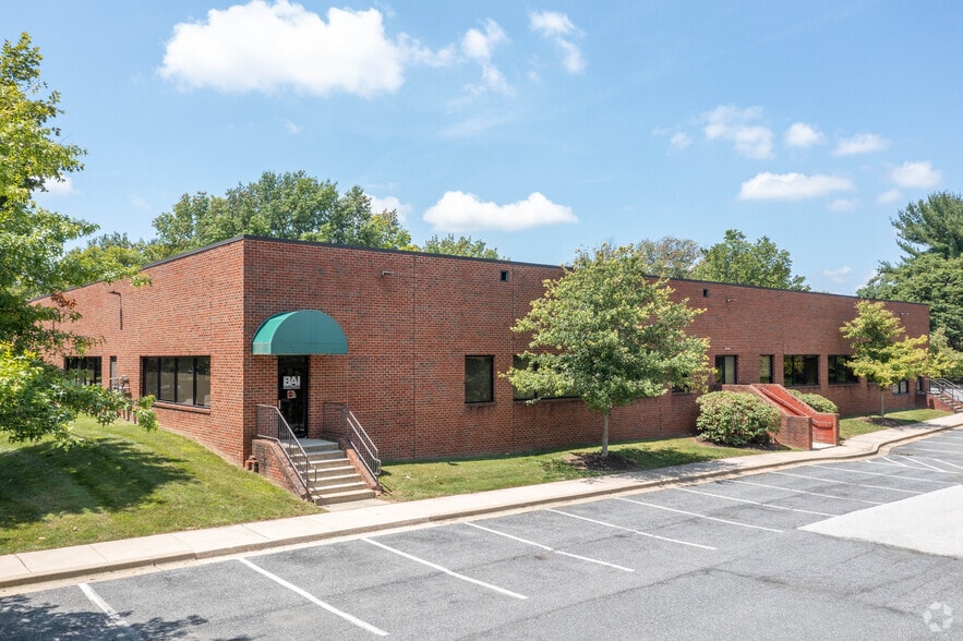 More Photos Of 9240 Rumsey Rd, Columbia Office For Lease