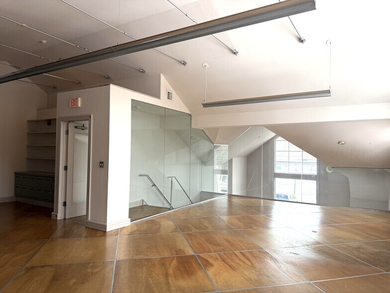 More Photos Of 1118 General Washington Memorial Blvd, Washington Xing, Washington Crossing Office For Lease
