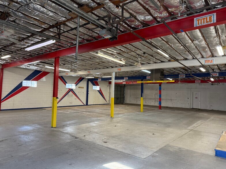 More Photos Of 310-316 4th St, Ewing Flex For Sale