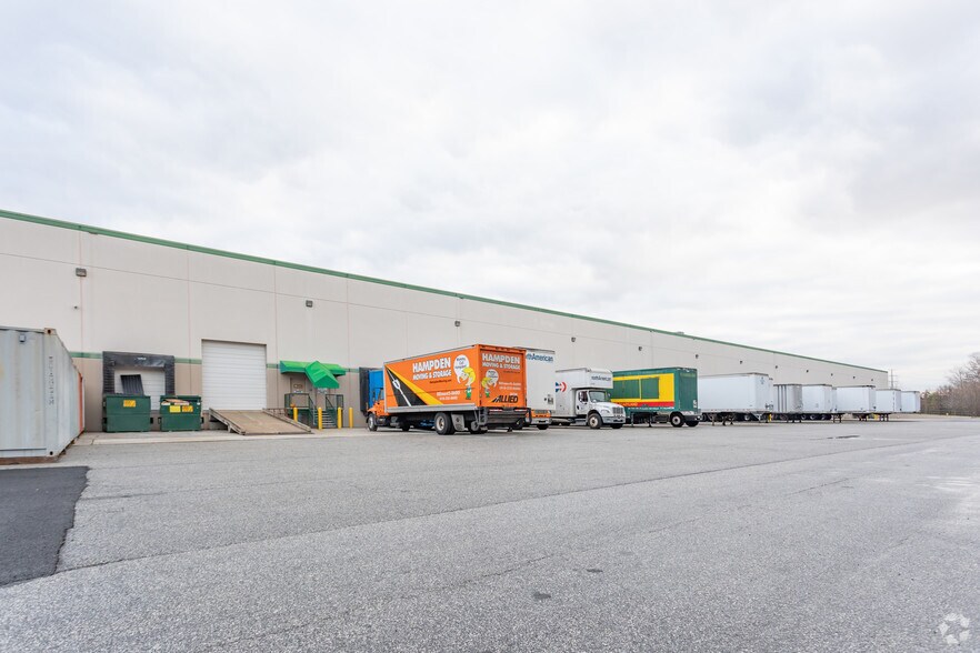 More Photos Of 1301 Continental Dr, Abingdon Unknown For Lease