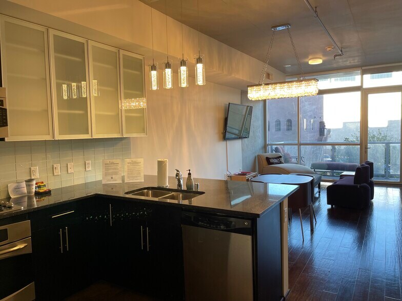 More Photos Of 353 E Bonneville Ave, Las Vegas Apartments For Lease