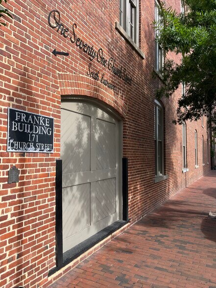 More Photos Of 171 Church St, Charleston Office For Sale
