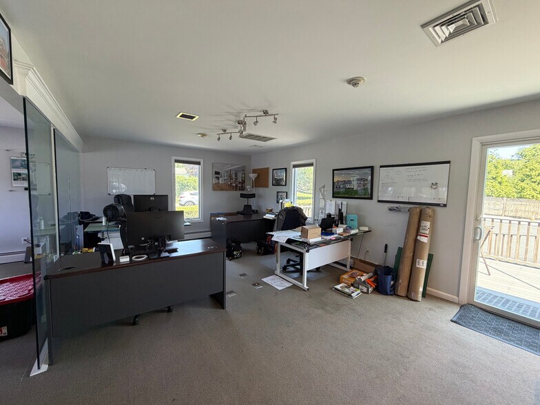 More Photos Of 88 Valley Rd, Middletown Office For Lease