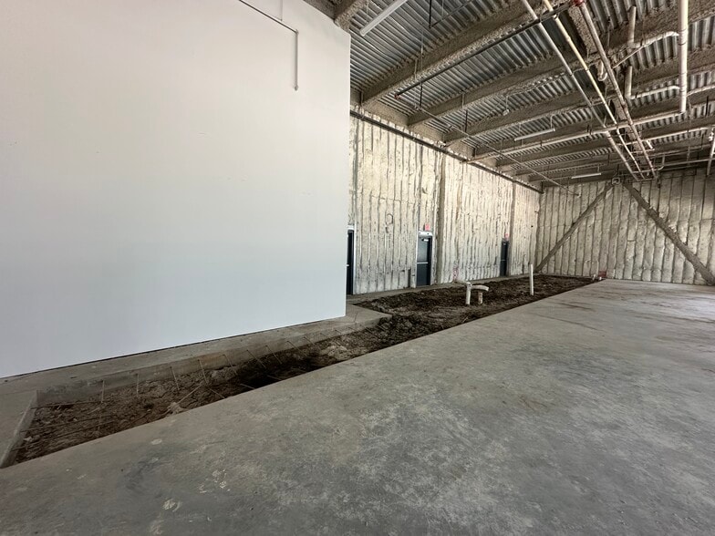 More Photos Of 300 Lakefront Dr, Little Elm Apartments For Lease