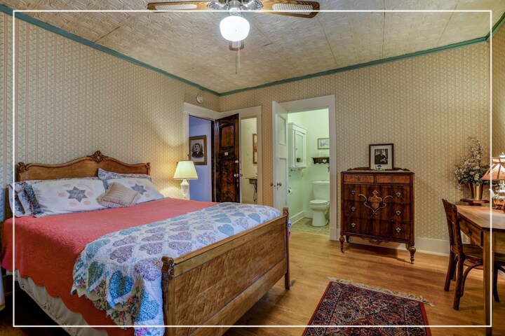 More Photos Of 511 Franklin St, Wausau Hotel For Sale