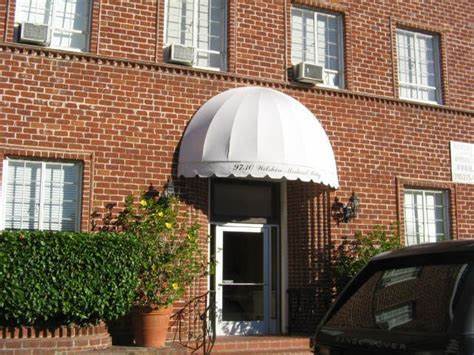 More Photos Of 9730-9732 Wilshire Blvd, Beverly Hills Medical For Lease