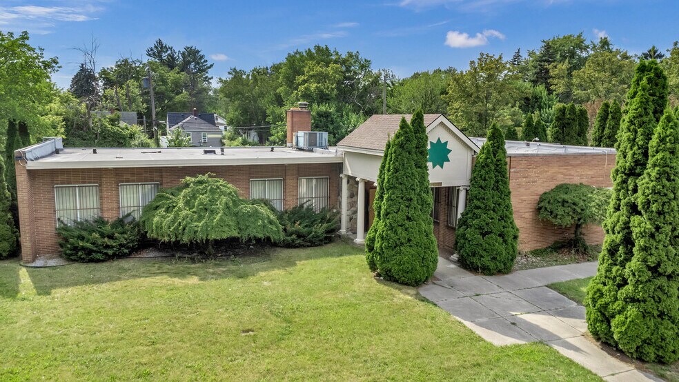 Primary Photo Of 19711 Greenfield Rd, Detroit Religious Facility For Sale