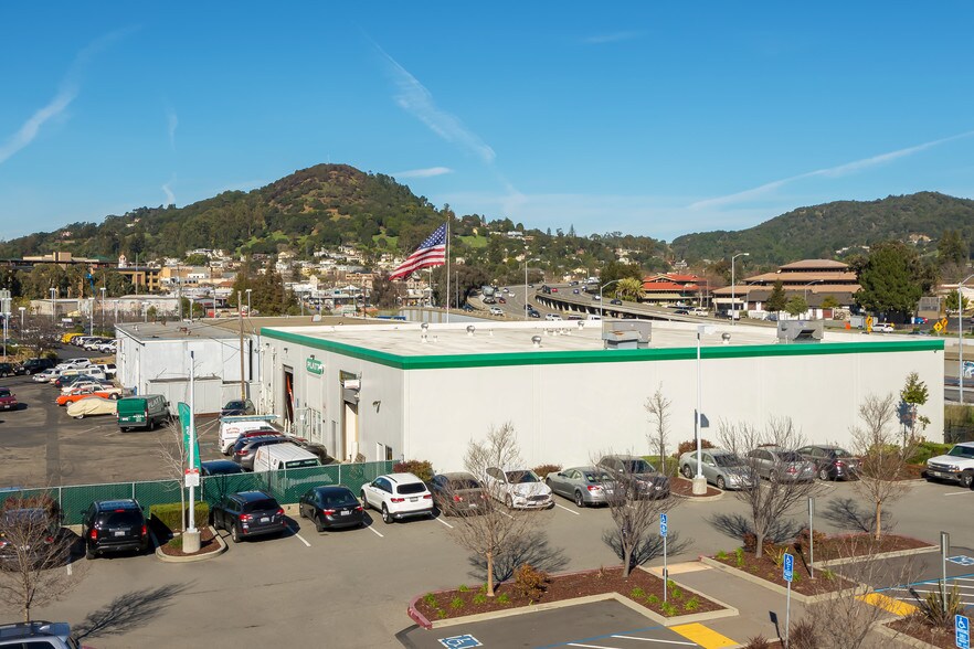 More Photos Of 654 Irwin St, San Rafael Service For Lease