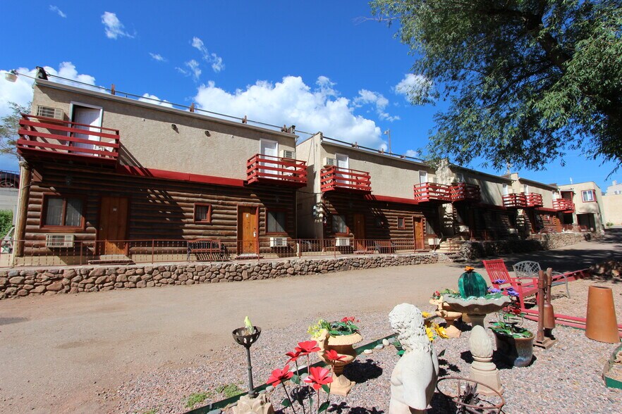 More Photos Of 54 Manitou Ave, Manitou Springs Hotel For Sale