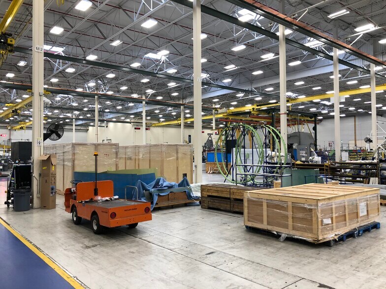 More Photos Of 2615 94th St SW, Everett Manufacturing For Lease