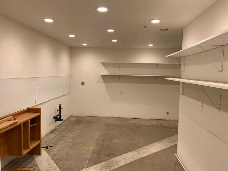 More Photos Of 1200 W East Ave, Chico Service For Lease