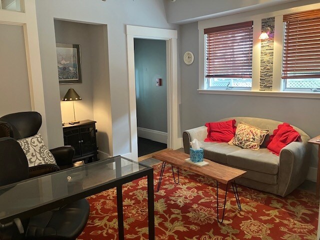 More Photos Of 11 Vinnin St, Salem Loft Creative Space For Lease