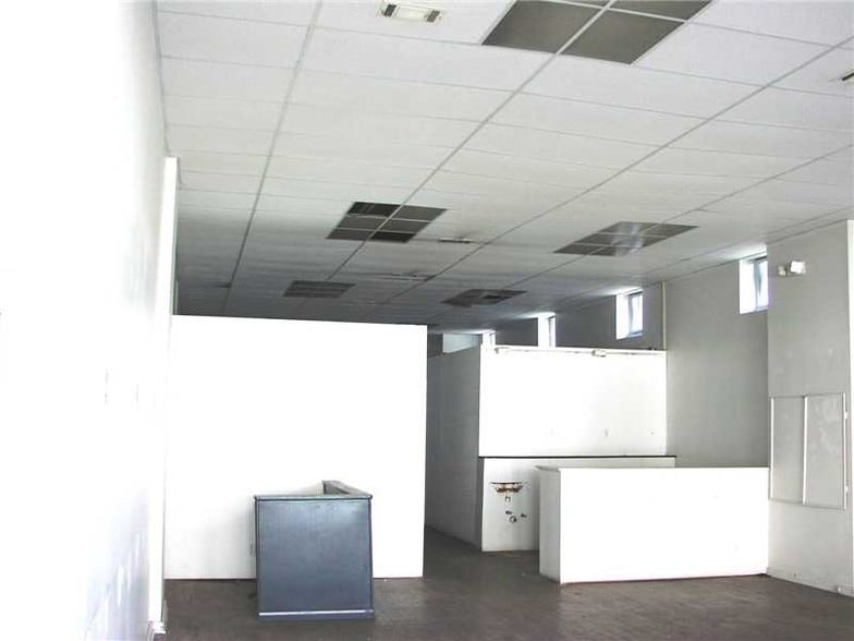 More Photos Of 714-716 Main St, Bentleyville General Retail For Sale