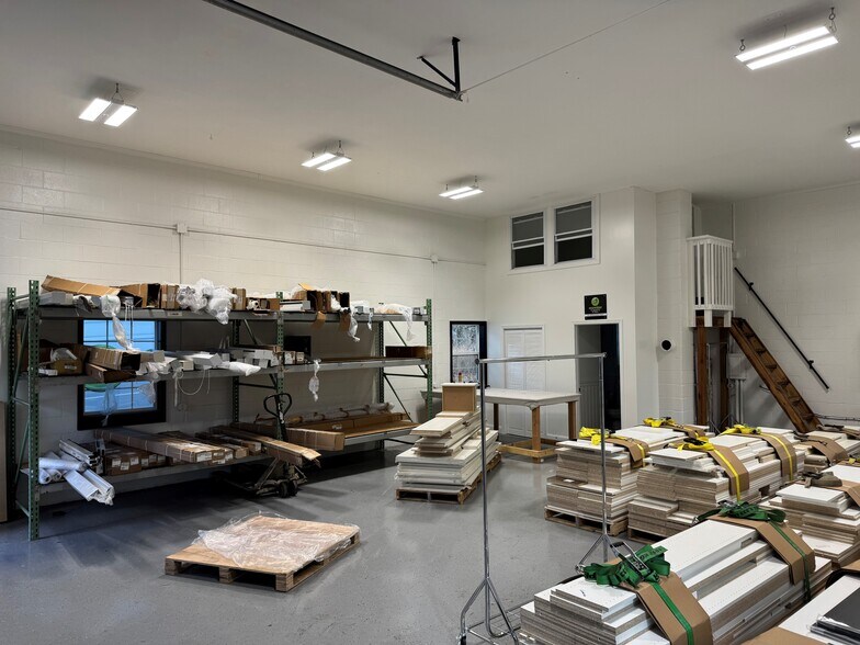More Photos Of 12055 John Marshall Hwy, Markham Industrial For Sale