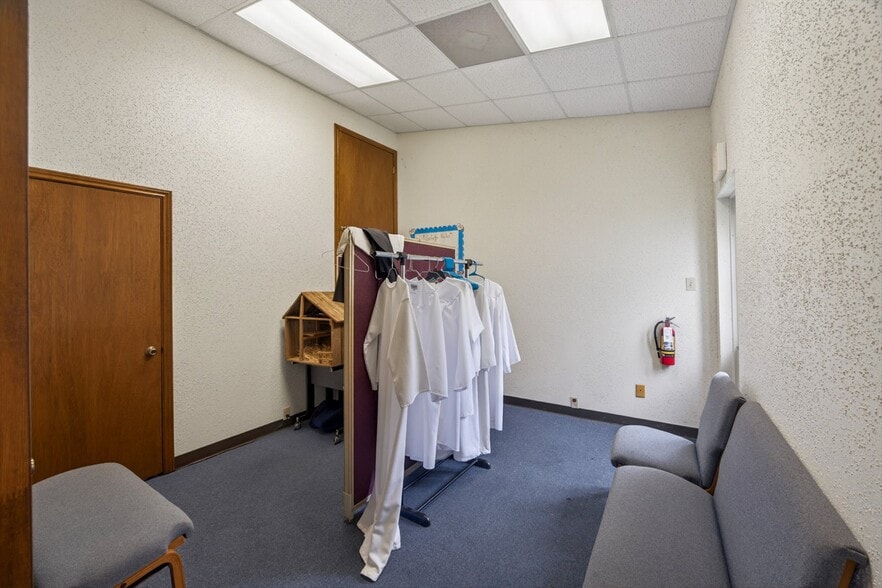 More Photos Of 11141 N Avenue L, La Porte Religious Facility For Sale
