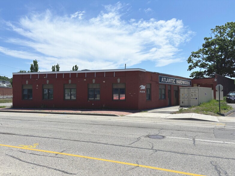 More Photos Of 1004 Congress St, Portland Freestanding For Sale