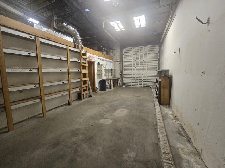 More Photos Of 5415 NW 15th St, Margate Warehouse For Sale