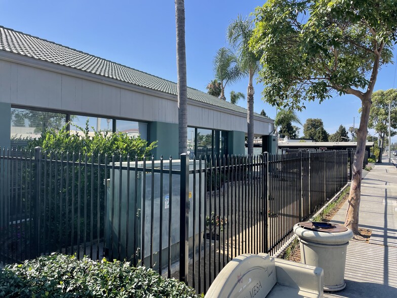 More Photos Of 2131 Placentia Ave, Costa Mesa Manufacturing For Lease