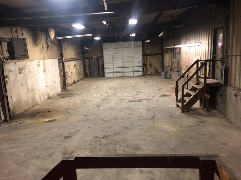 More Photos Of 1106 W 15th St, Hopkinsville Unknown For Lease