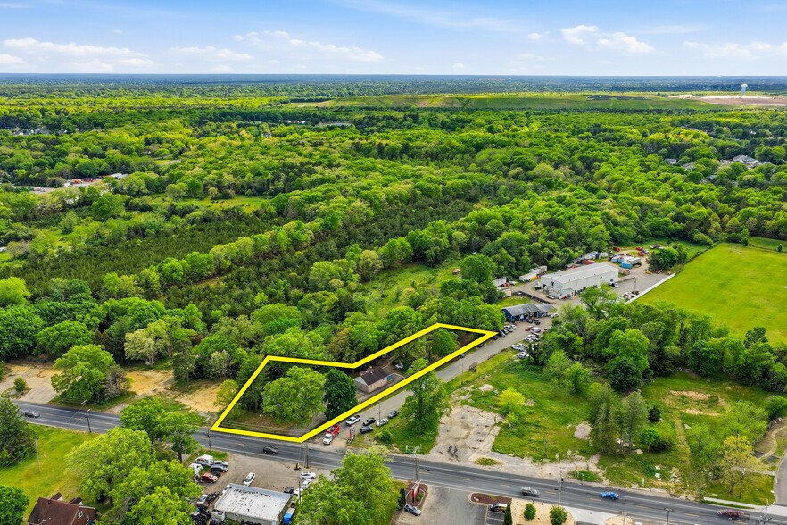 Primary Photo Of 1990 Lakewood Rd, Toms River Office For Sale