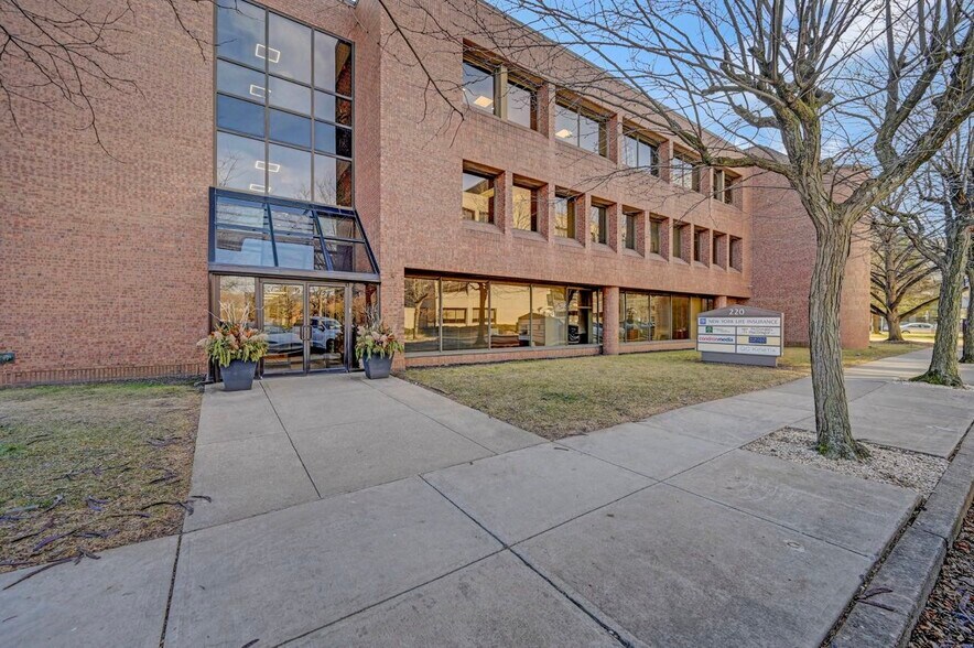 More Photos Of 220 Penn Ave, Scranton Office For Lease