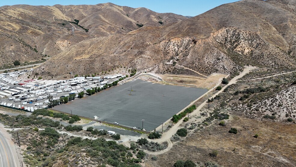 More Photos Of 14253 Davenport Rd, Santa Clarita Land For Lease