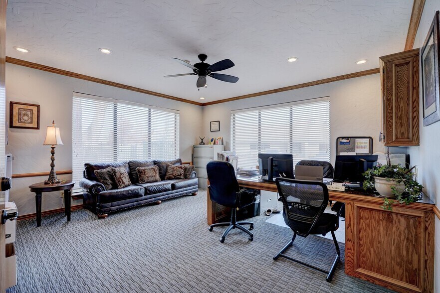 More Photos Of 4832 Richmond Square Dr, Oklahoma City Office For Sale