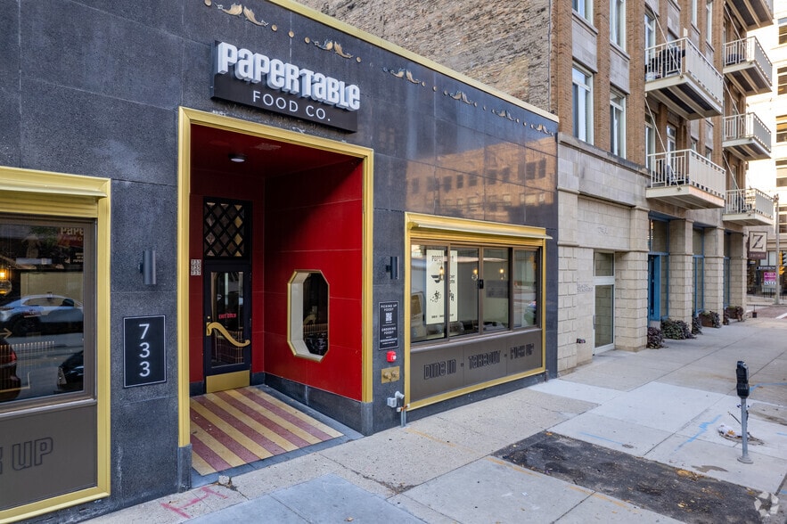 More Photos Of 733-737 N Milwaukee St, Milwaukee Restaurant For Lease