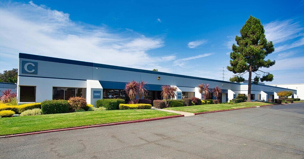 More Photos Of 3832 Bay Center Pl, Hayward Unknown For Lease