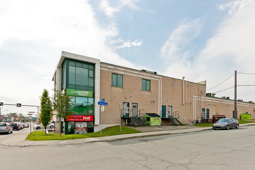 More Photos Of 747-805 Rue King E, Sherbrooke Office For Lease