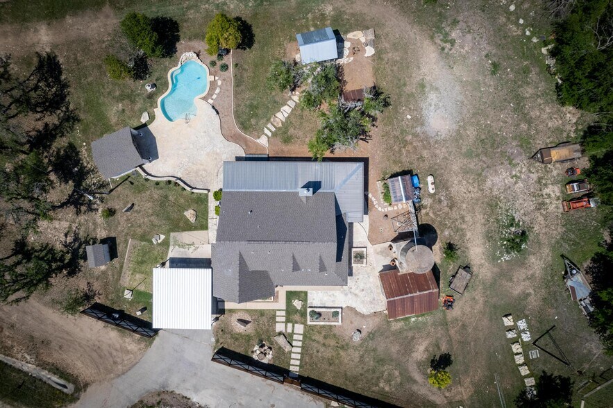 More Photos Of 6 US Highway 87, Comfort Office For Sale