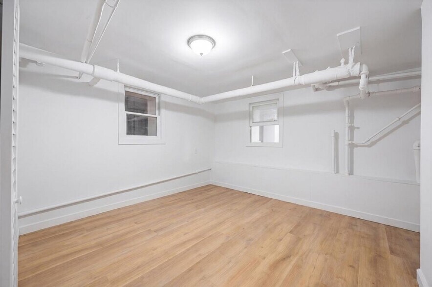 More Photos Of 95 Buena Vista Ave, Yonkers Apartments For Sale