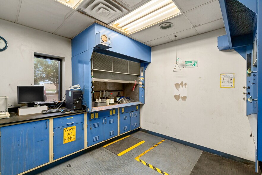 More Photos Of 225 Commerce Dr, Fort Collins Warehouse For Sale