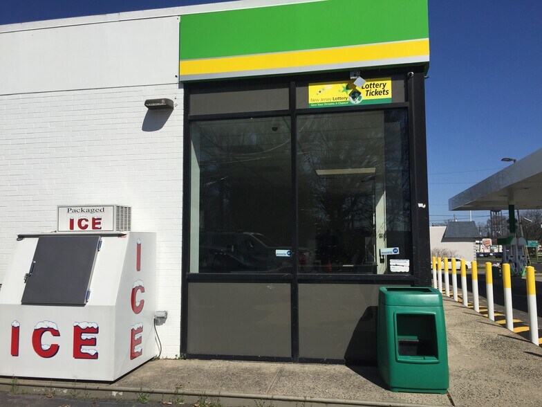 More Photos Of 475 North Ave E, Cranford Service Station For Lease