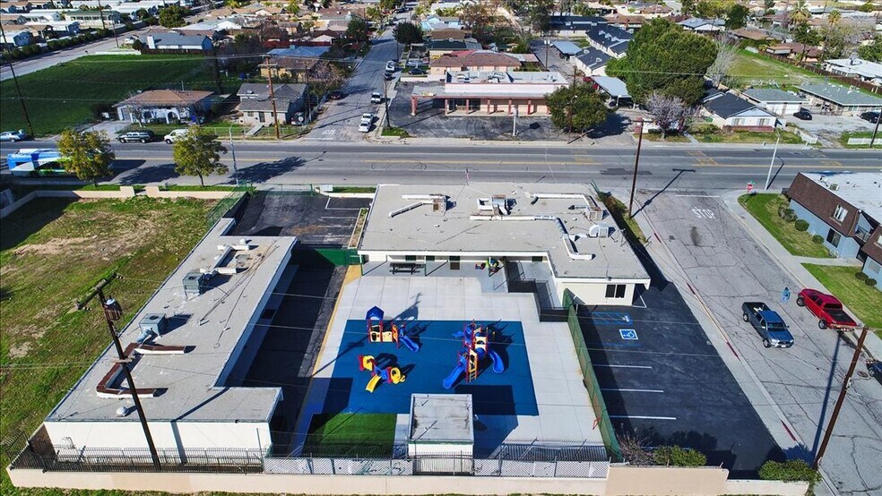 More Photos Of 1455 E Lynwood Dr, San Bernardino Schools For Sale