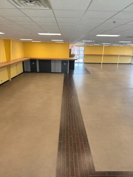 More Photos Of 4476 Pleasant Hill Rd, Kissimmee Freestanding For Lease