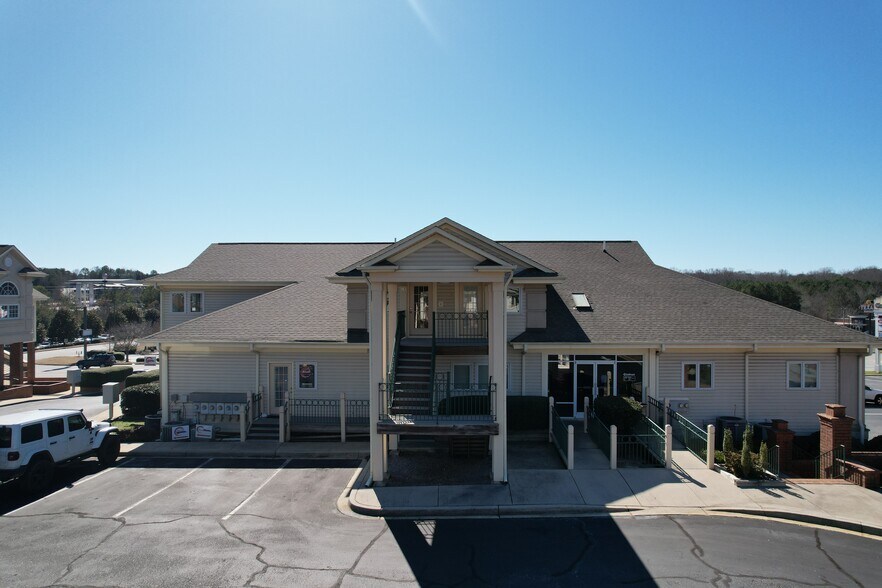 More Photos Of 4122 Clemson Blvd, Anderson Loft Creative Space For Lease